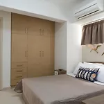 Anemone City Center Apartment